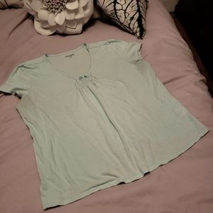 VS pink xl baby blue tee